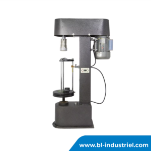 MACHINE DE VERROUILAGE DE BOUCHONS DE BOUTEILLES MULTIFONTIONNELLE SK-40